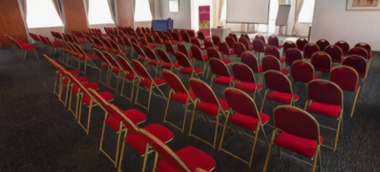 瓦尔布维尔贝斯特韦斯特优质酒店(Best Western Plus Paris Saclay)图片
