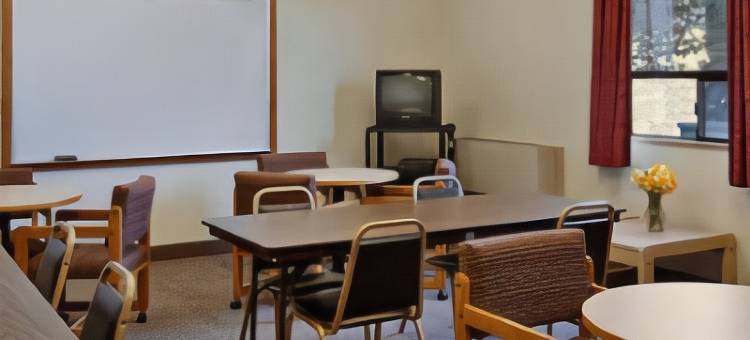 安吉利斯港奥林匹克国家公园速8酒店(Super 8 by Wyndham Port Angeles at Olympic National Park)图片