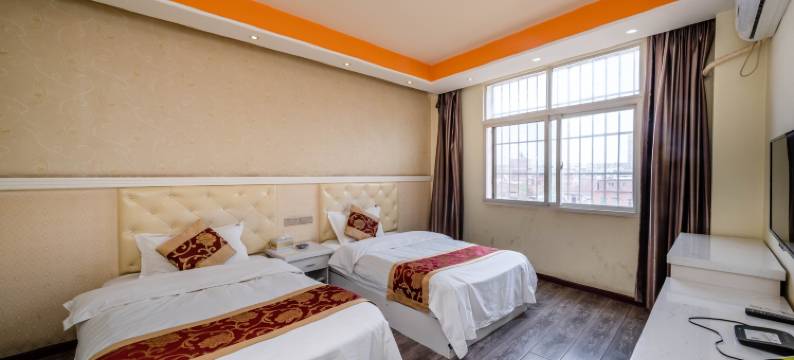 郁金香时尚酒店(珠泉路店)图片