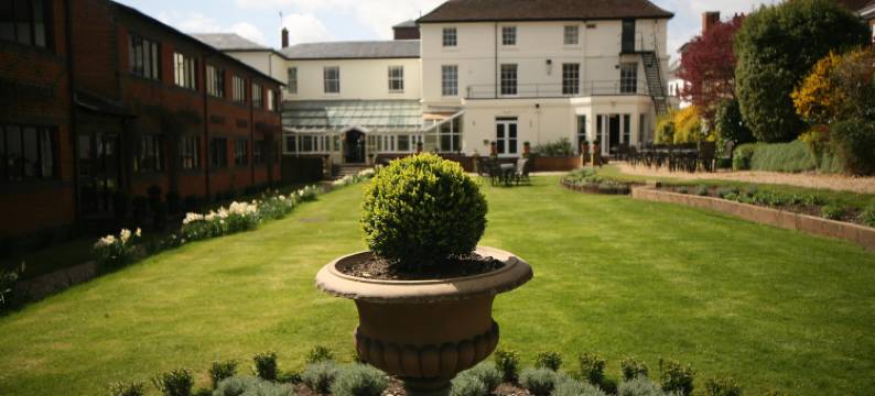 温彻斯特皇家酒店(Winchester Royal Hotel)图片