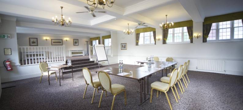 温彻斯特皇家酒店(Winchester Royal Hotel)图片