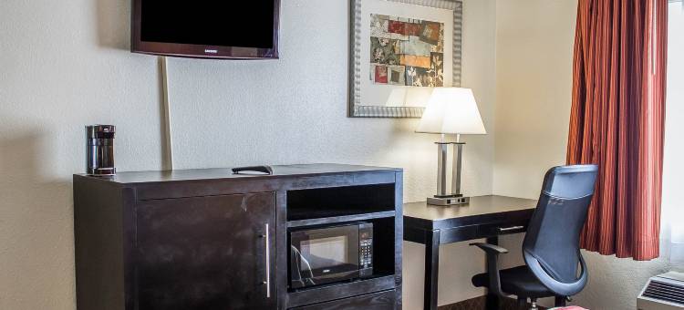 温德姆豪生哥伦布州立展览馆I-71(Howard Johnson by Wyndham Columbus State Fairgrounds I-71)图片