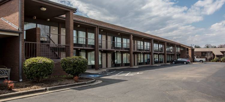 芒特艾里梅伯里凯艺酒店(Quality Inn Mount Airy Mayberry)图片