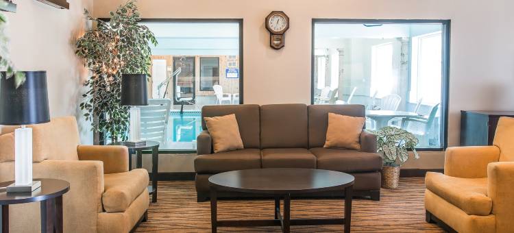 俄勒冈托莱多舒眠套房酒店(Sleep Inn & Suites Oregon - Toledo)图片