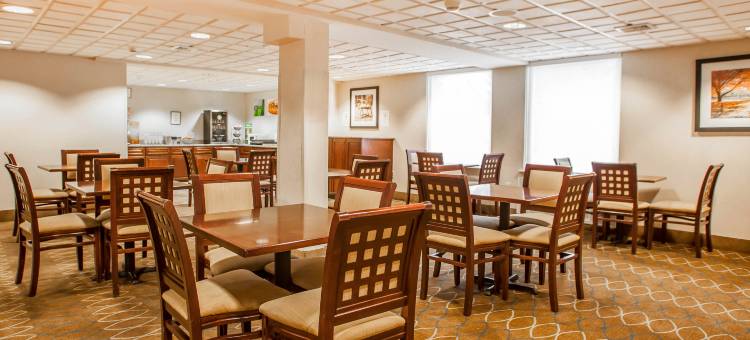 爱迪生品质酒店-新不伦瑞克(Quality Inn Edison-New Brunswick)图片