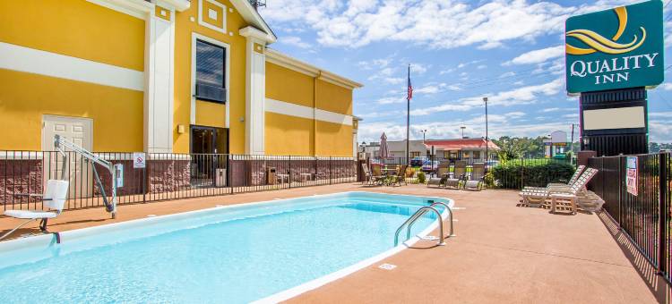 亚历山大市凯艺酒店(Quality Inn Alexander City)图片