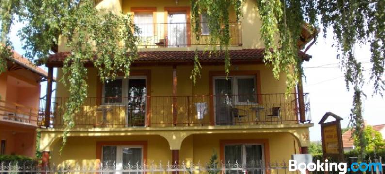 阿法玛多费斯里公寓(Afamado Apartman Fisli)图片