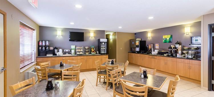 马歇尔品质酒店 MN 大学附近(Quality Inn Marshall MN Near University)图片