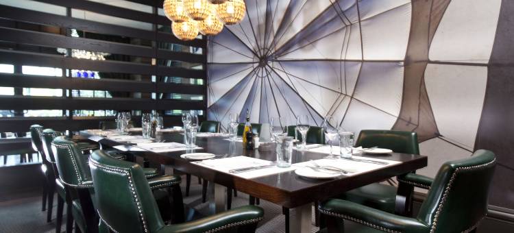 法恩伯勒乡村酒店(Village Hotel Farnborough)图片