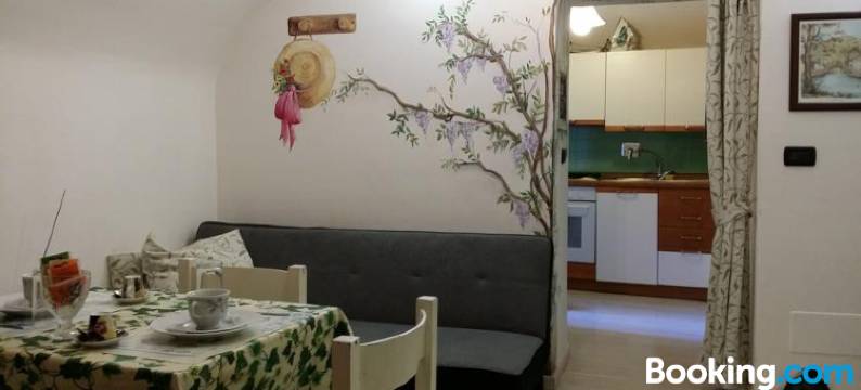 Le Case del Libro Verde Acino d'Uva图片