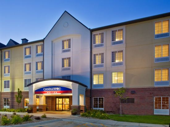 Eppley Airfield Airport Hotels Reservations Trip Candlewood Suites Omaha Airport