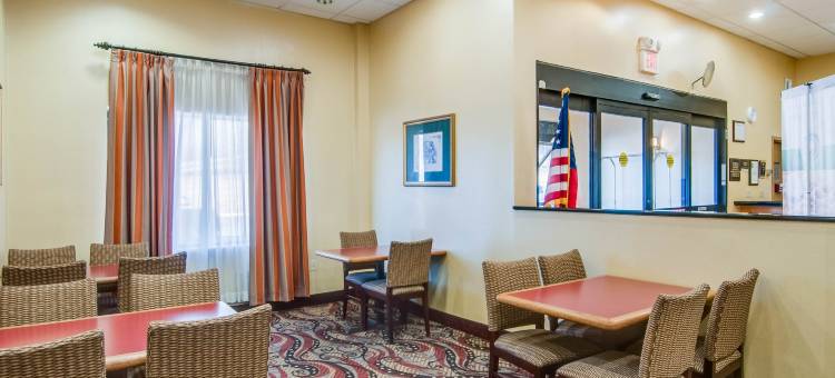 品质套房酒店(Spark by Hilton Lexington)图片