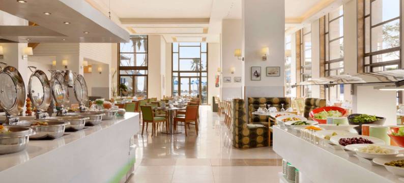 死海温德姆华美达度假村(Ramada Resort by Wyndham Dead Sea)图片