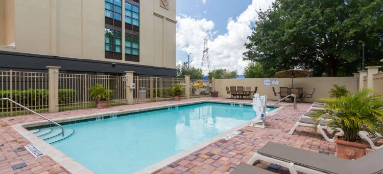 奥兰多环球影城附近会议中心蔚景温德姆酒店(Wingate by Wyndham Convention Ctr Closest Universal Orlando)图片