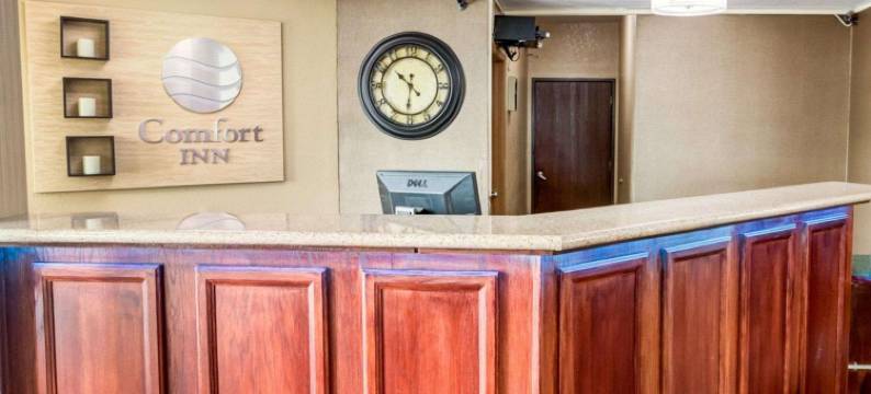 科尔尼利伯蒂舒适酒店(Comfort Inn Kearney - Liberty)图片