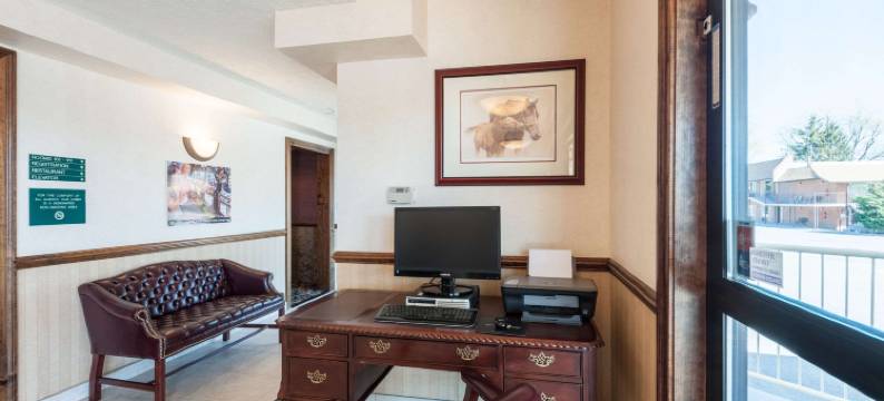 罗德威套房酒店(Rodeway Inn & Suites)图片