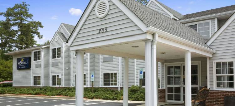南派恩斯/派恩赫斯特温德姆麦客达套房酒店(Microtel Inn & Suites by Wyndham Southern Pines / Pinehurst)图片