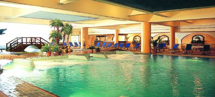 亚当斯海滩水疗酒店奢华楼 - 限成人(Adams Beach Hotel & Spa Deluxe Wing – Adults Only)图片