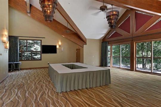 The Osprey at Beaver Creek, a RockResortOver view