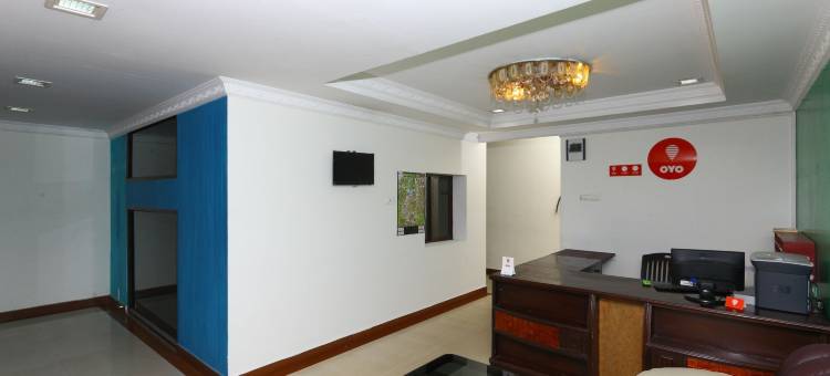 Fabhotel Rj 大酒店(Fabhotel Rj Grand Inn)图片