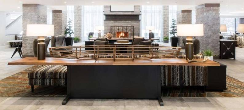 卡纳纳斯基思越水度假村(Crosswaters Resort at Kananaskis)图片