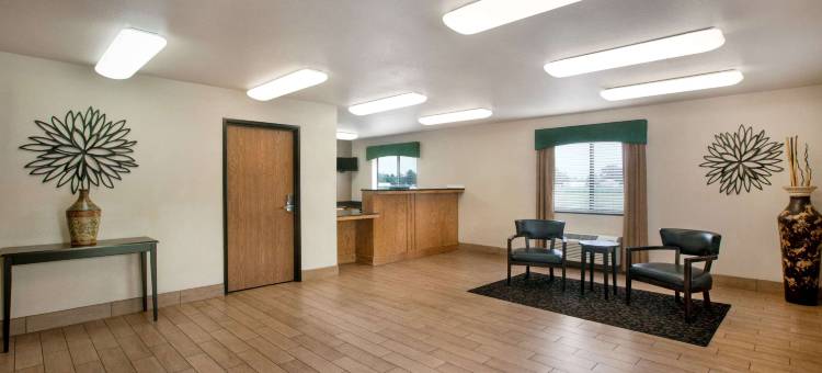 Travelodge by Wyndham Livonia图片