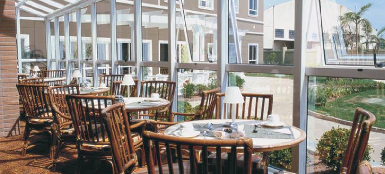 德维尔阿雷格里港高级酒店(Hotel Deville Prime Porto Alegre)图片