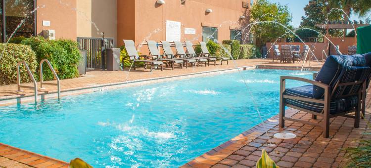 彭萨科拉市中心万豪万怡酒店(Courtyard Pensacola Downtown)图片