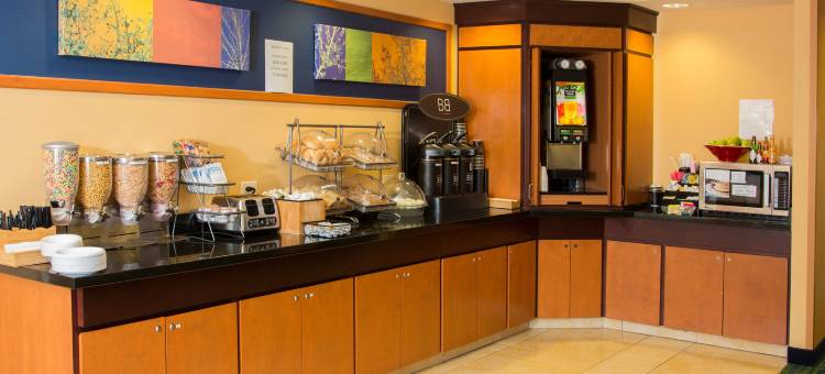 卡尔斯巴德万枫酒店及套房(Fairfield Inn & Suites Carlsbad)图片