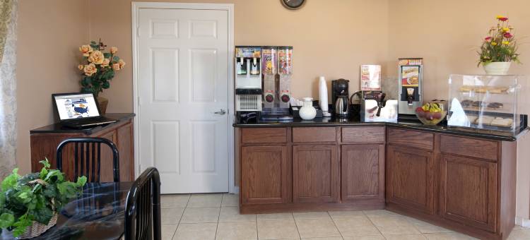 亨普斯特德草原景观美洲最佳价值套房酒店(Americas Best Value Inn & Suites Hempstead)图片