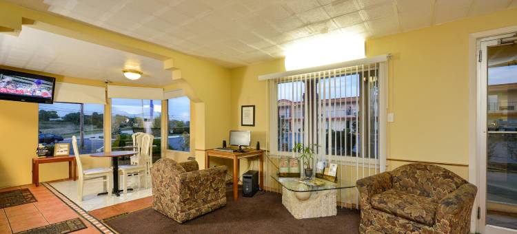 威廉斯敦美洲最佳价值套房酒店(Americas Best Value Inn and Suites Williamstown)图片