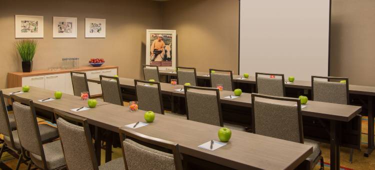 拉斯维加斯会议中心万豪万枫酒店(Fairfield Inn Las Vegas Convention Center)图片