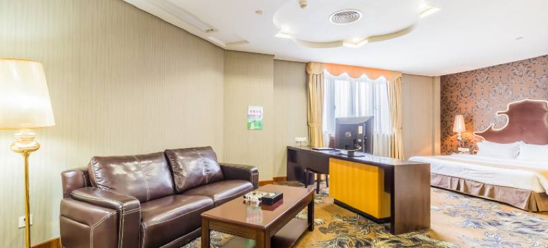佛山南海汇丰假日酒店图片
