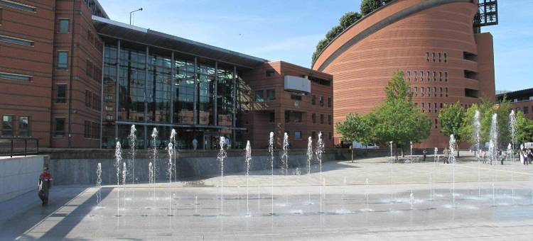 蒙特珀埃夫里公寓式酒店(Montempô Apparthôtel Evry)图片