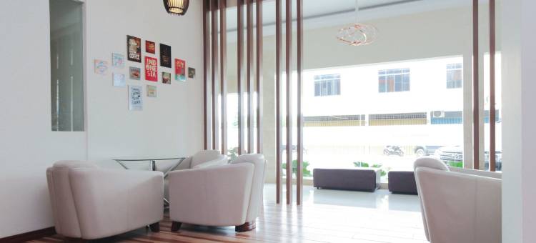 艾里巴淡农萨旁古尔中央帕地穆拉酒店(Airy Nongsa Punggur Center Patimura Batam)图片