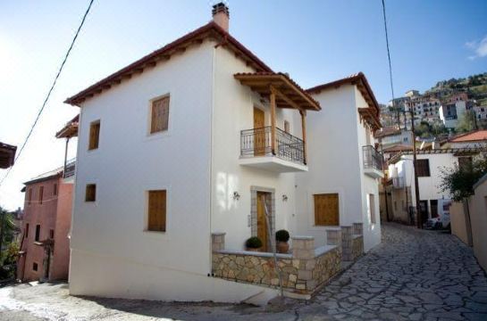 Odos OneironHotel Overview