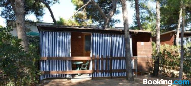 皮内塔马雷村庄营地酒店(Camping Villaggio Pineta Al Mare)图片