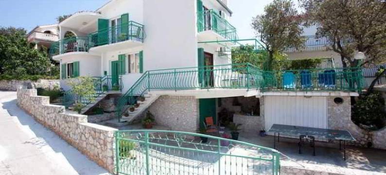 鲁波拉札吉别墅酒店(Villa Ljubo Razanj)图片