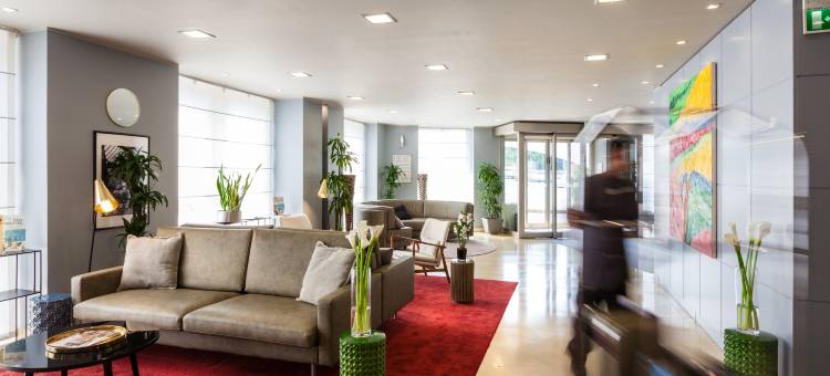 米兰加里波底门车站假日酒店(Holiday Inn Milan - Garibaldi Station)图片