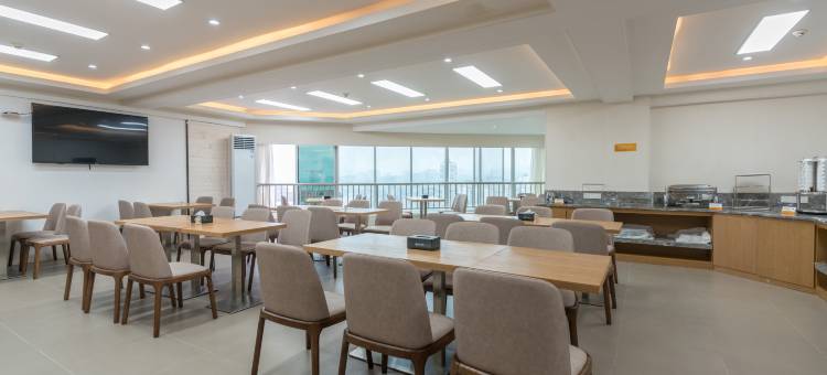 雅斯特酒店(柳州三江鼓楼鸟巢店)图片