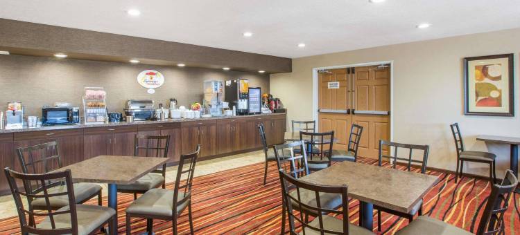 布鲁金斯温德姆速8酒店(Super 8 by Wyndham Brookings)图片