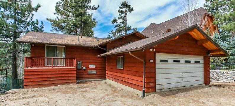 乡村复古湖畔(Rustic Vintage Lakefront)图片