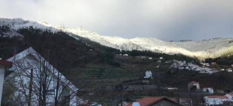 瓦尔多泽泽里酒店(Vale do Zêzere Hotel)图片