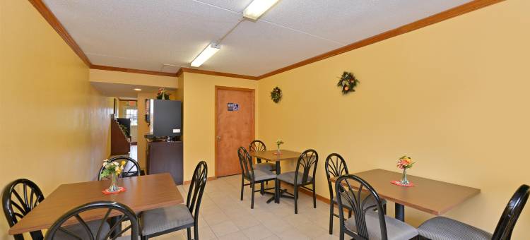 毛米托莱多美洲最佳价值酒店(Americas Best Value Inn-Maumee/Toledo)图片