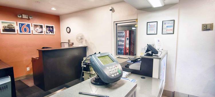 马默斯莱克斯6号汽车旅馆(Motel 6 Mammoth Lakes, CA)图片