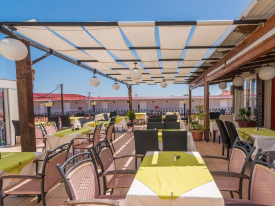palmyra restaurant argassi