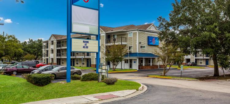 FL - 南杰克逊维尔6号汽车旅馆(Motel 6 Jacksonville, FL - South)图片