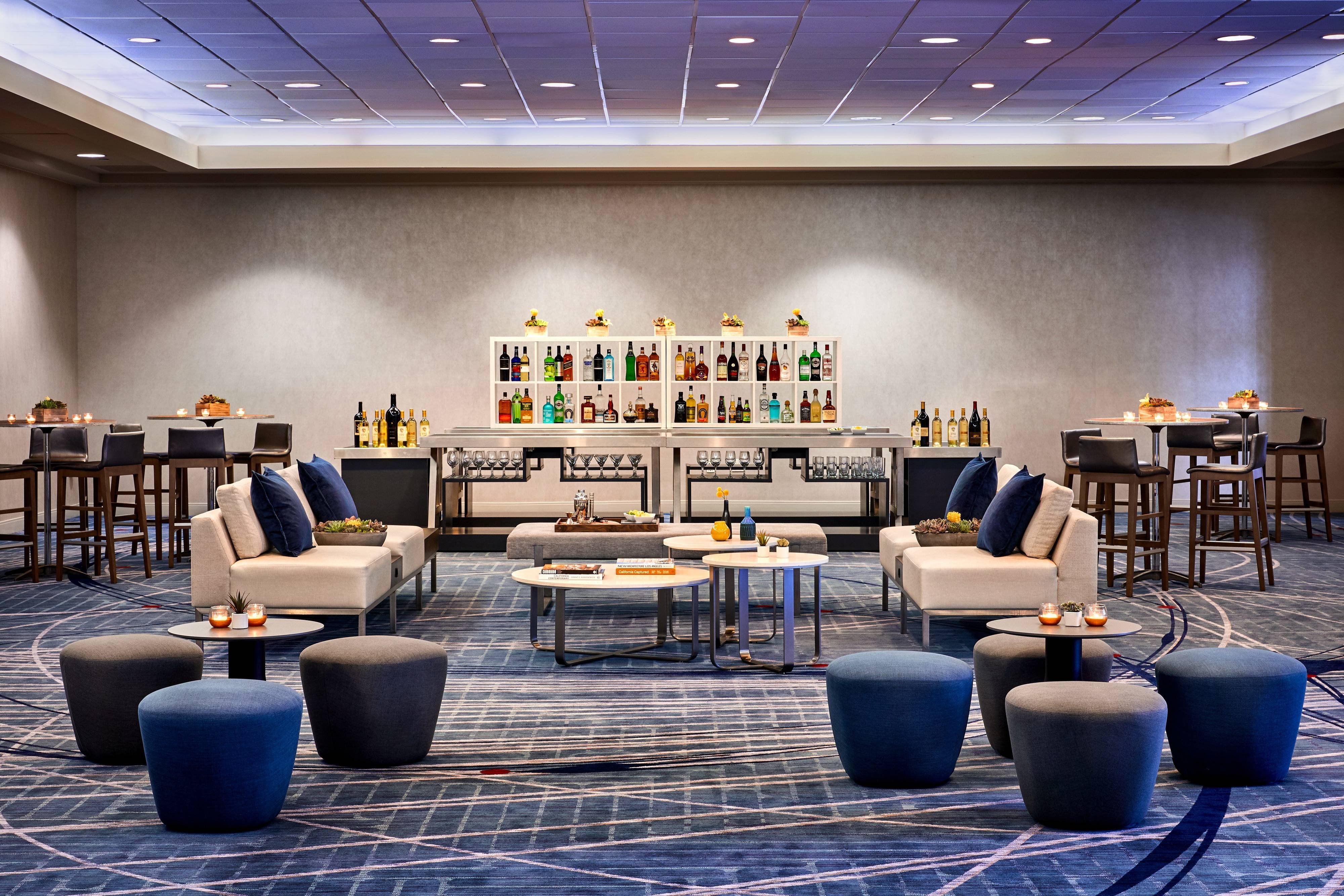 Los Angeles Airport Marriott Over view