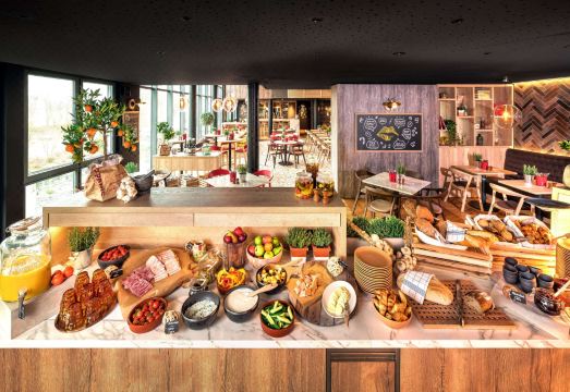 Radisson Hotel Zurich Airport Hotel Overview