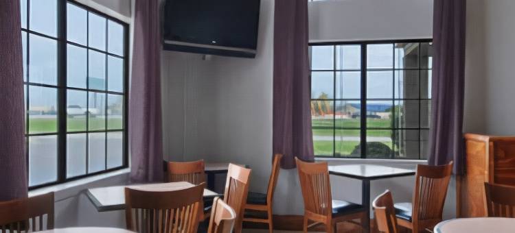 温德姆戴斯酒店，靠近市中心/大学，韦科(Days Inn by Wyndham Waco Near Downtown/University)图片